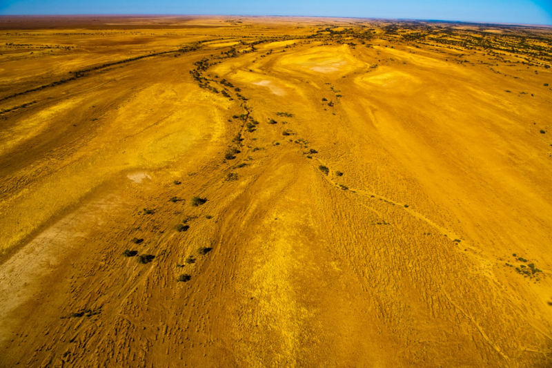 Diamantina catchments in the Lake Eyre Basin during a dry period of the hydrological cycle.  